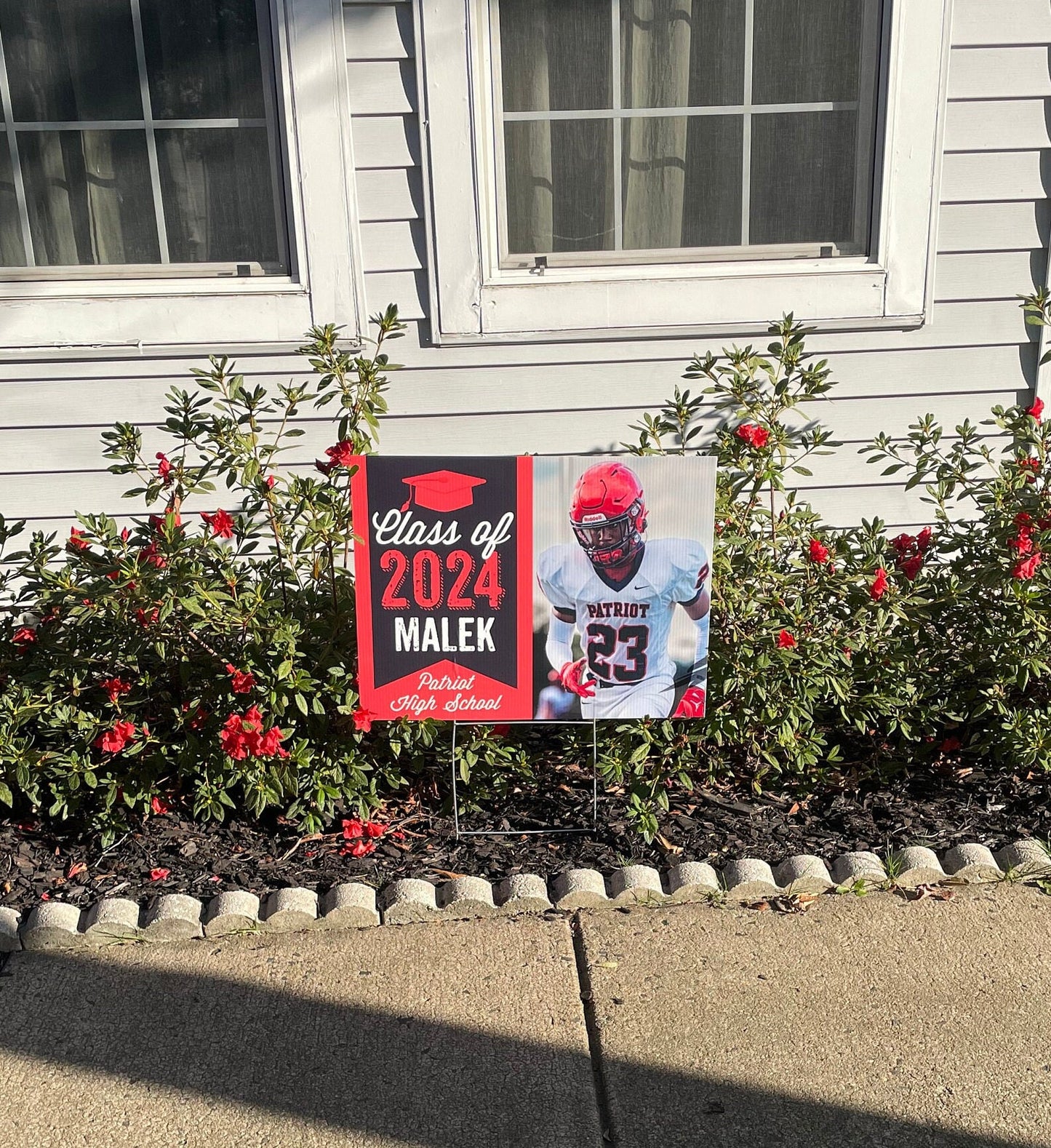 graduation yard sign, senior year photo
